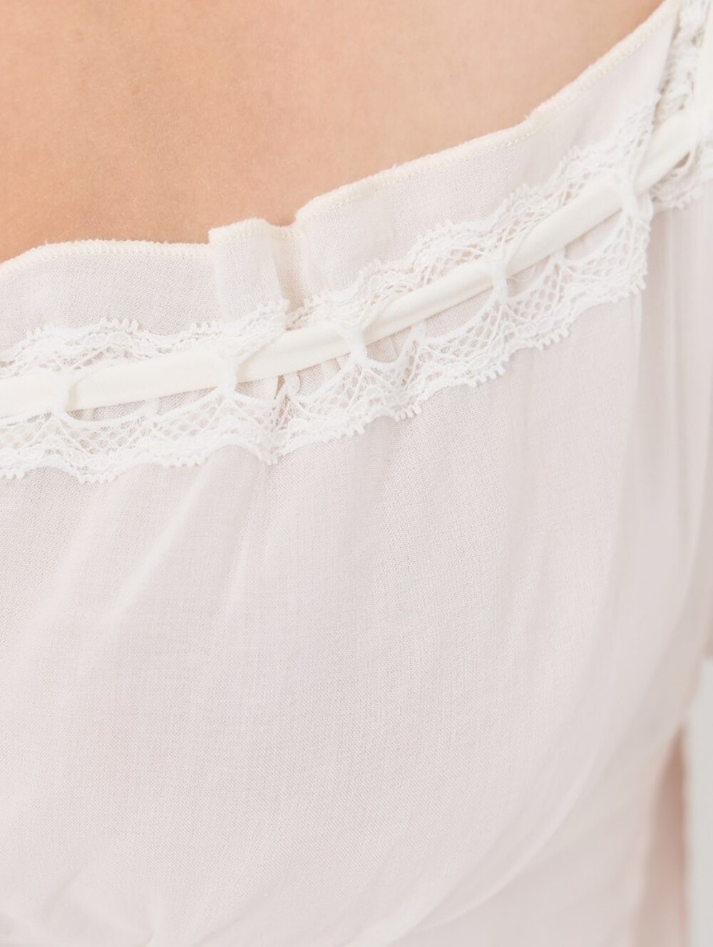 Reformation Eveline Top In White - Picture 5 of 15